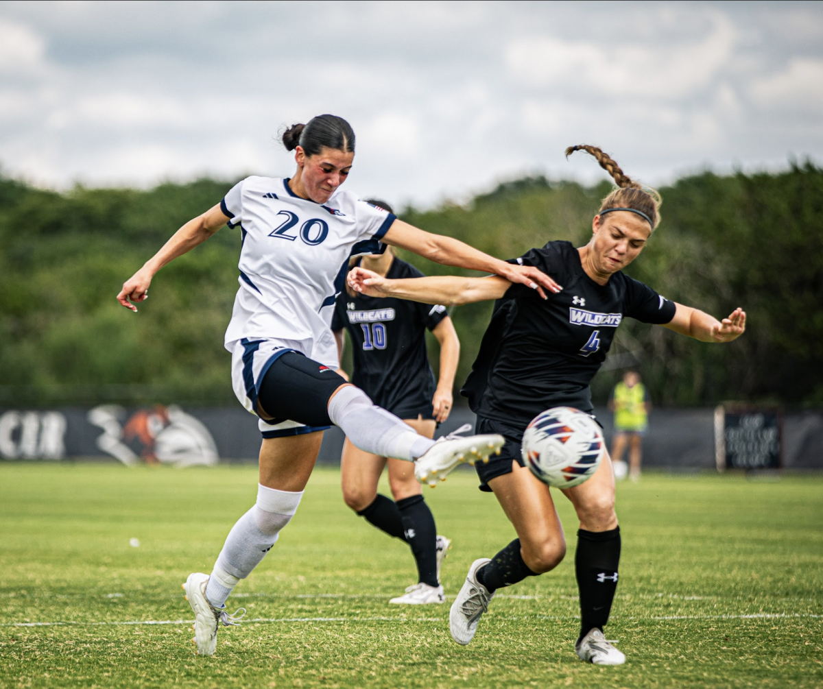 LULIE MACFARLANE, NO.20, FORWARD